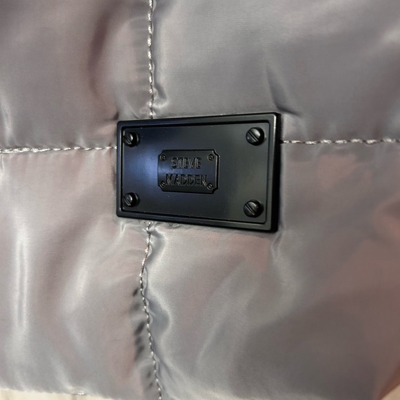 Steve Madden Large Gray Quilted Tote Bag - Picture 2 of 7